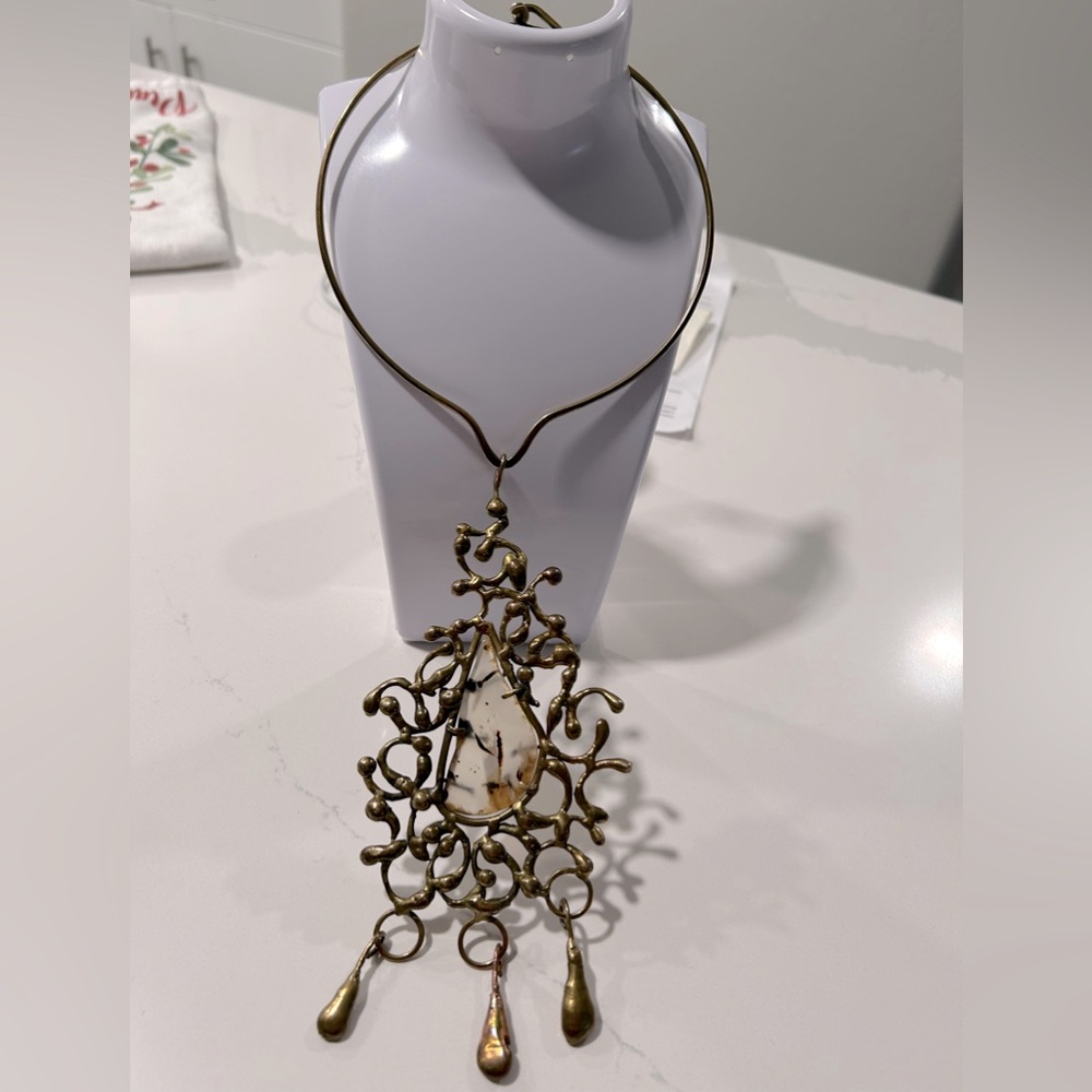 Retro Modernist Brutalist Mid-Century Bronze and Agate Necklace